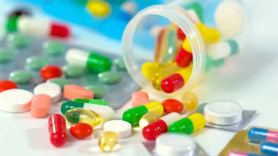What are the clinical benefits of glutamine peptide supplementation?